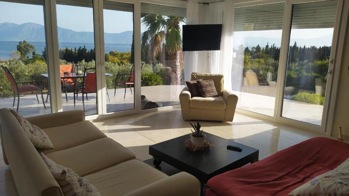 Vila View Διαμερισμα Loukissia Exteriér fotografie